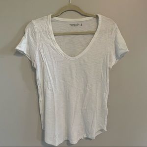 Abercrombie soft v-neck tee